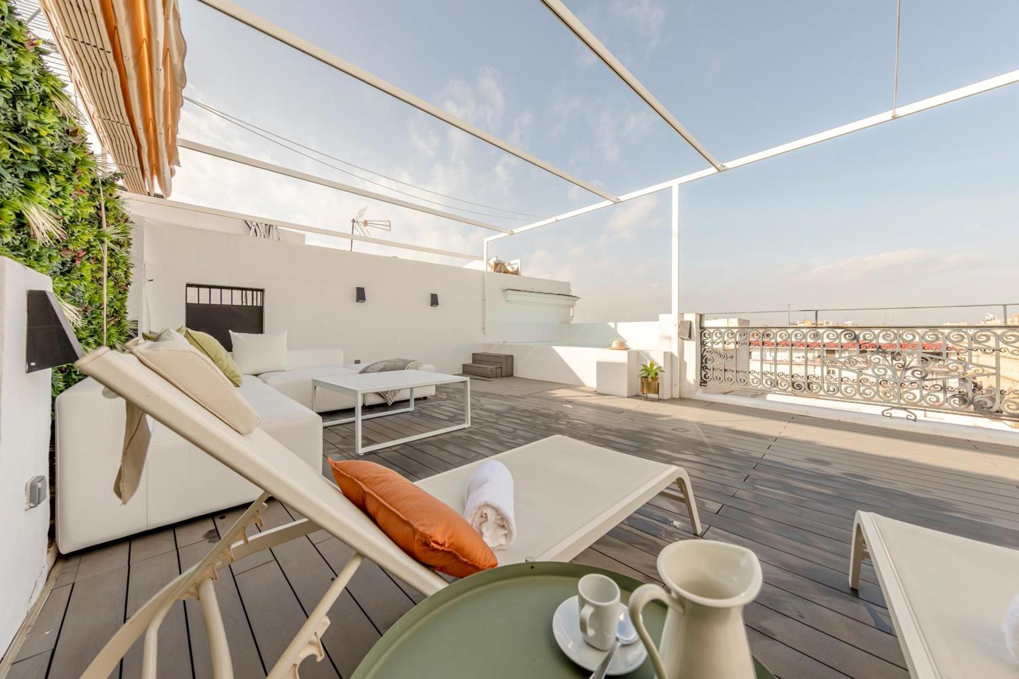 Isg Apartments Modern Atticpool At The Cathedralfree Parking Sevilla Exterior foto