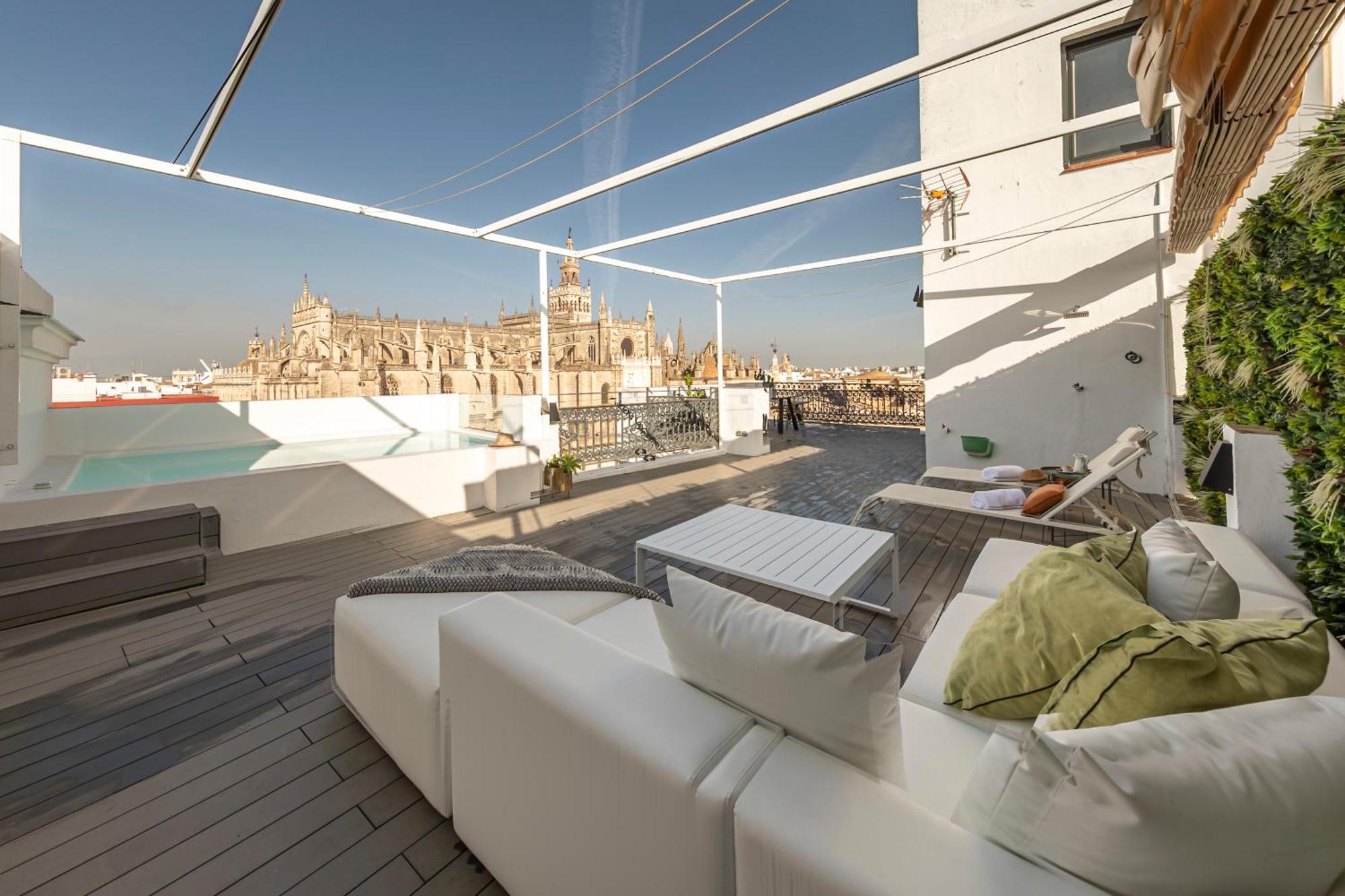Isg Apartments Modern Atticpool At The Cathedralfree Parking Sevilla Exterior foto