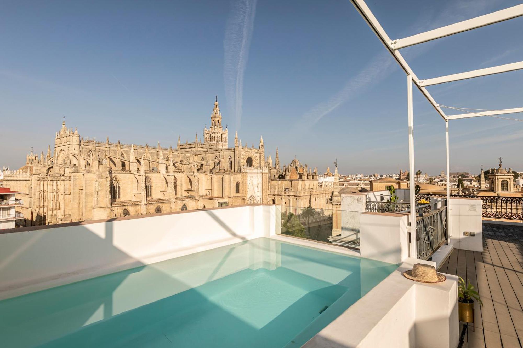 Isg Apartments Modern Atticpool At The Cathedralfree Parking Sevilla Exterior foto