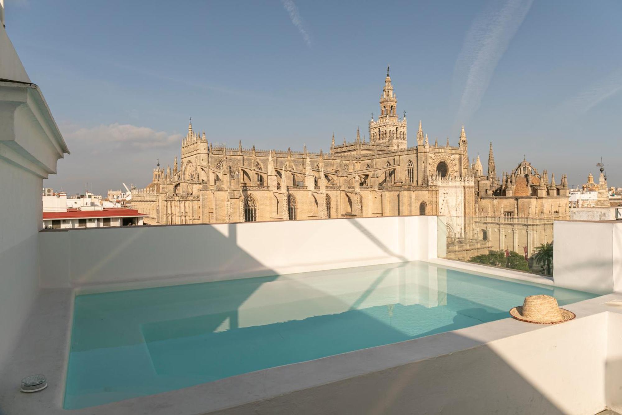 Isg Apartments Modern Atticpool At The Cathedralfree Parking Sevilla Exterior foto