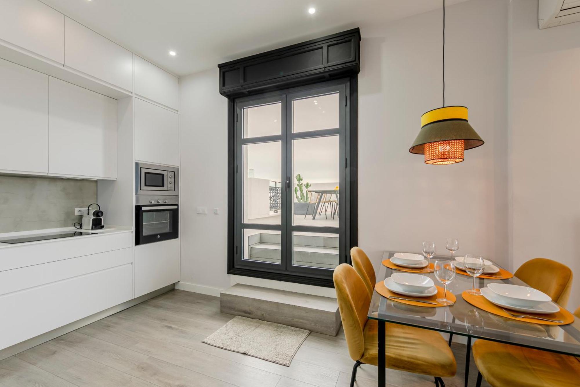 Isg Apartments Modern Atticpool At The Cathedralfree Parking Sevilla Exterior foto