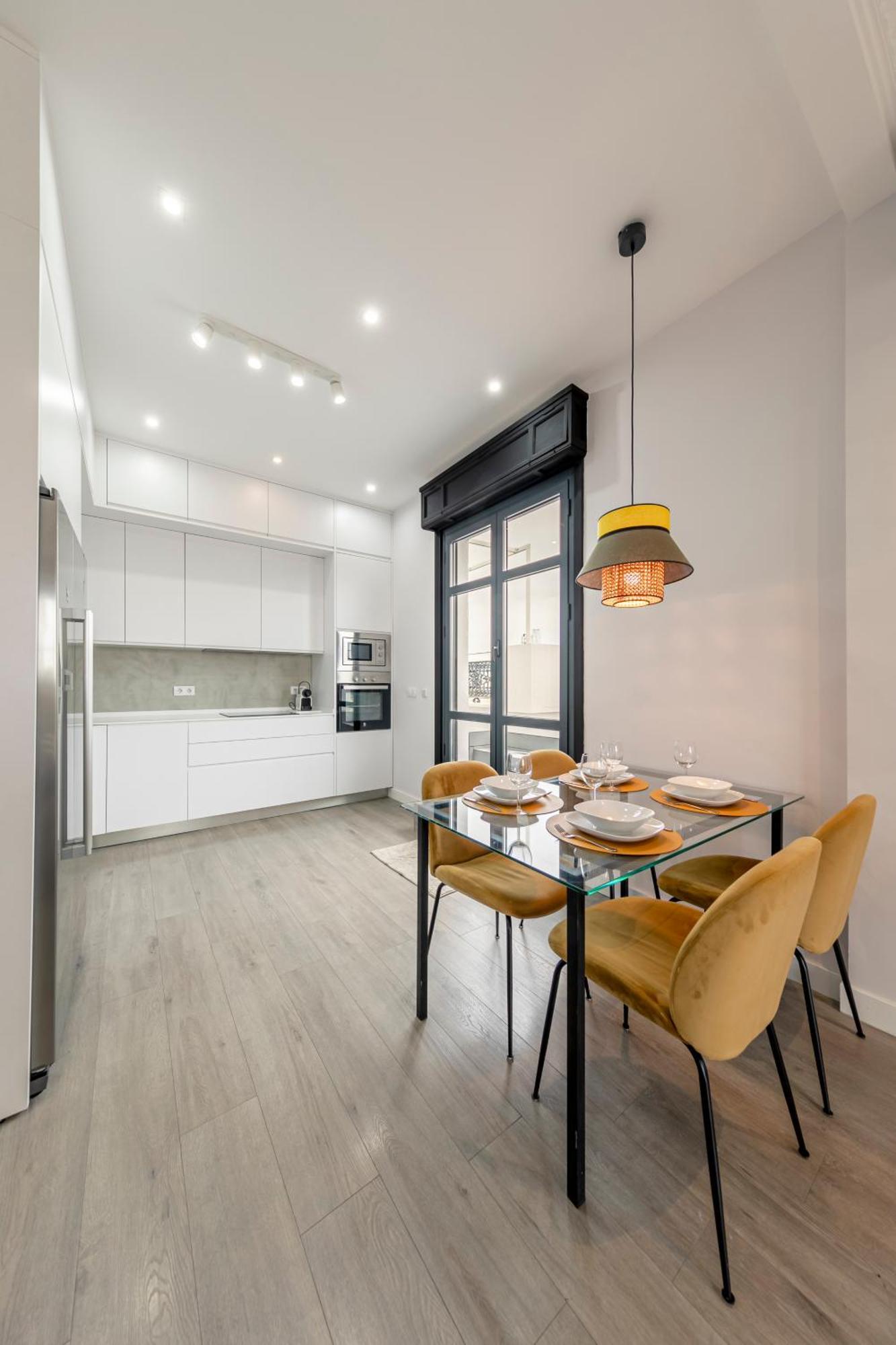 Isg Apartments Modern Atticpool At The Cathedralfree Parking Sevilla Exterior foto
