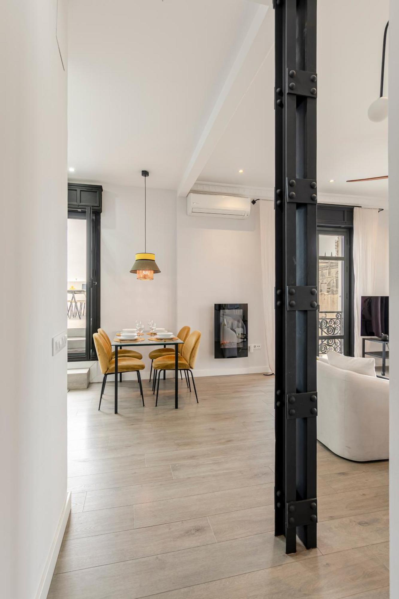 Isg Apartments Modern Atticpool At The Cathedralfree Parking Sevilla Exterior foto